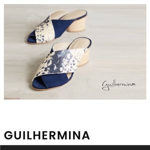 Guilhermina sued and leather mules 👡